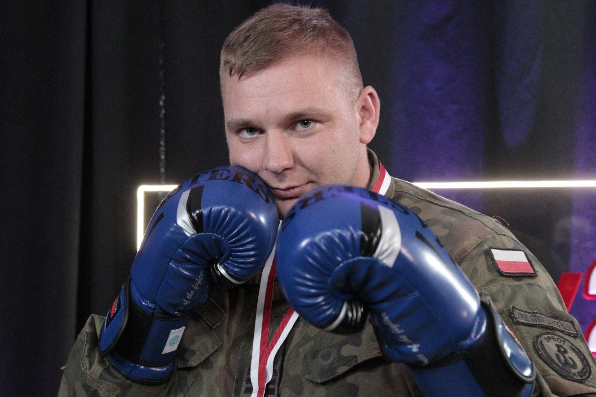 St. kpr. Krystian Gralewski z 3 PBOT mistrzem Polski w kickboxingu - sukces żołnierza z Rzeszowa
