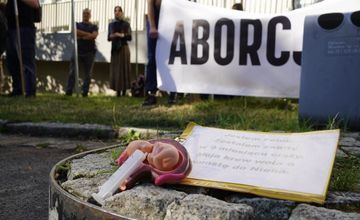 Wygrała z Fundacją Pro-Prawo do Życia. Drastyczne billboardy muszą zniknąć