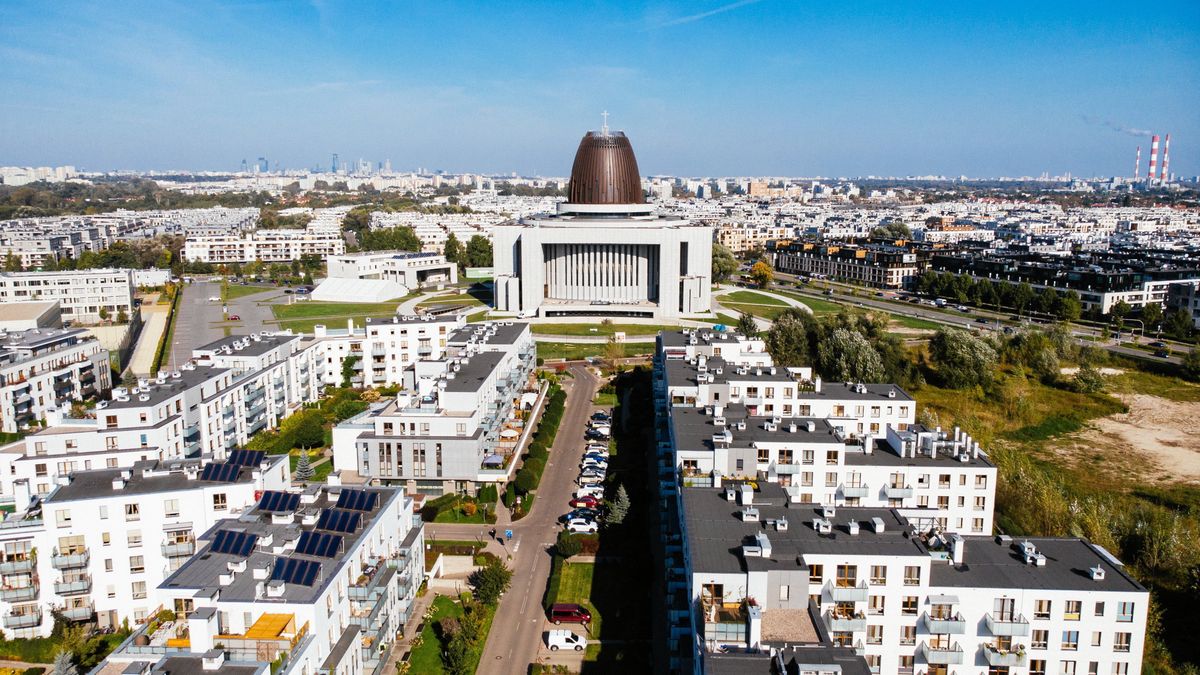 Mieszkańcy dopytują o wiatrak przy Świątyni Opatrzności Bożej