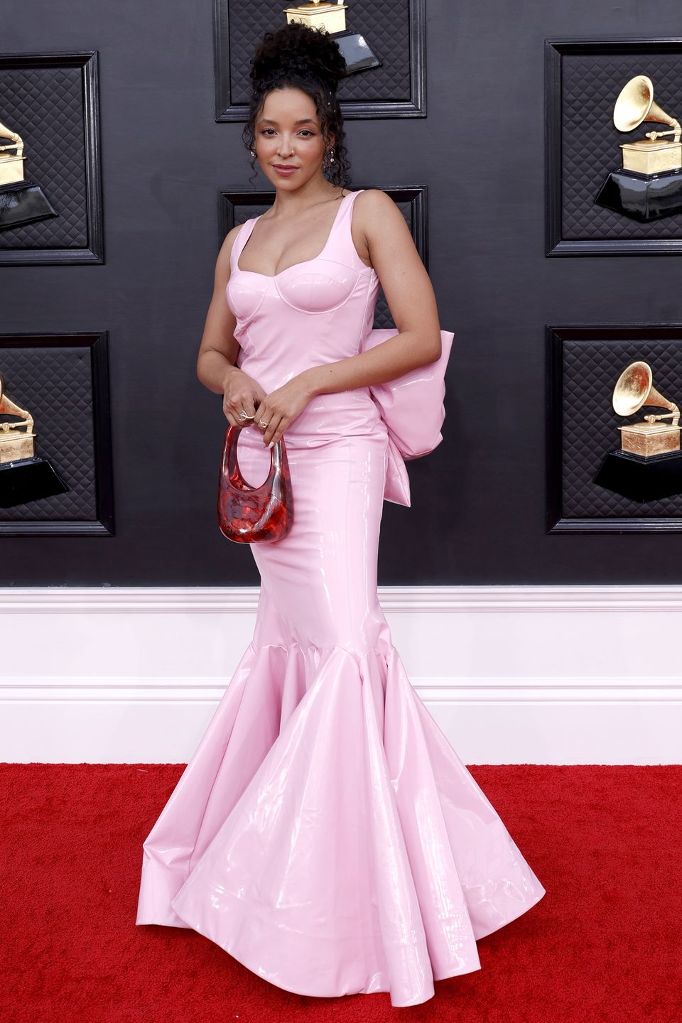 Grammy 2022 - czerwony dywan