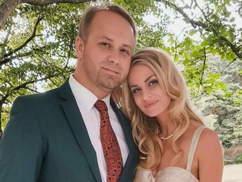 Szydłowska wybiera suknię ślubną. Ma wyjątkowego pomocnika