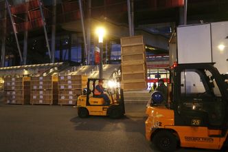 Szpital na Stadionie Narodowym. Szukają pań do sprzątania. Wynagrodzenie urąga przyzwoitości