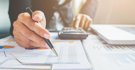 KAS odzyskała 8,5 mln zł. Kontrola w branży motoryzacyjnej ujawniła zaniżanie podatków