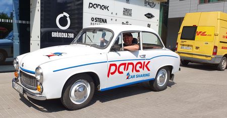 Syrena 105 Lux dołącza do floty Panek CarSharing