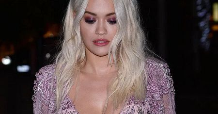 Rita Ora w bikini. Gwiazda zadziwia sylwetką