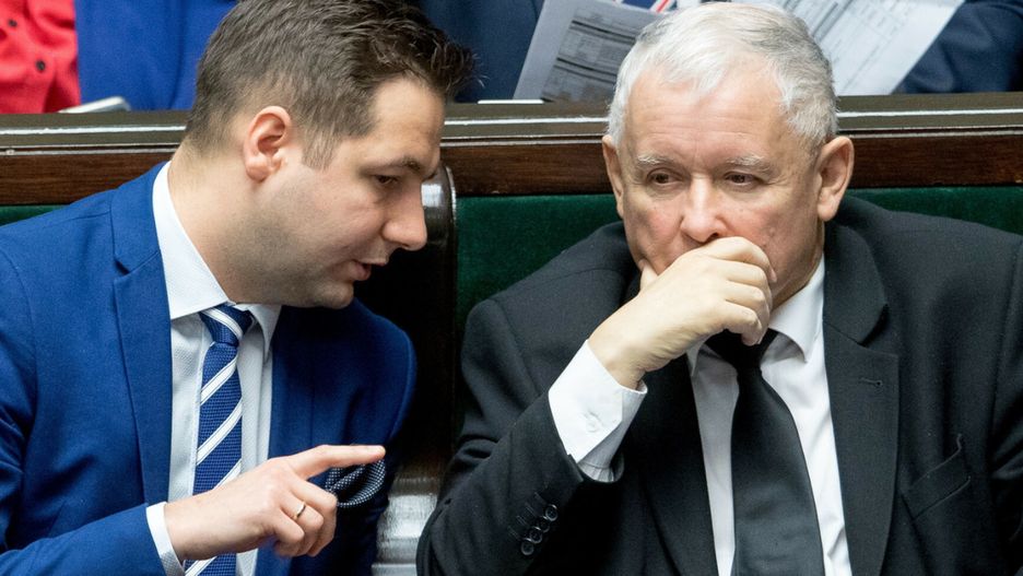 Patryk Jaki i Jarosław Kaczyński pojawili się nagraniu PO