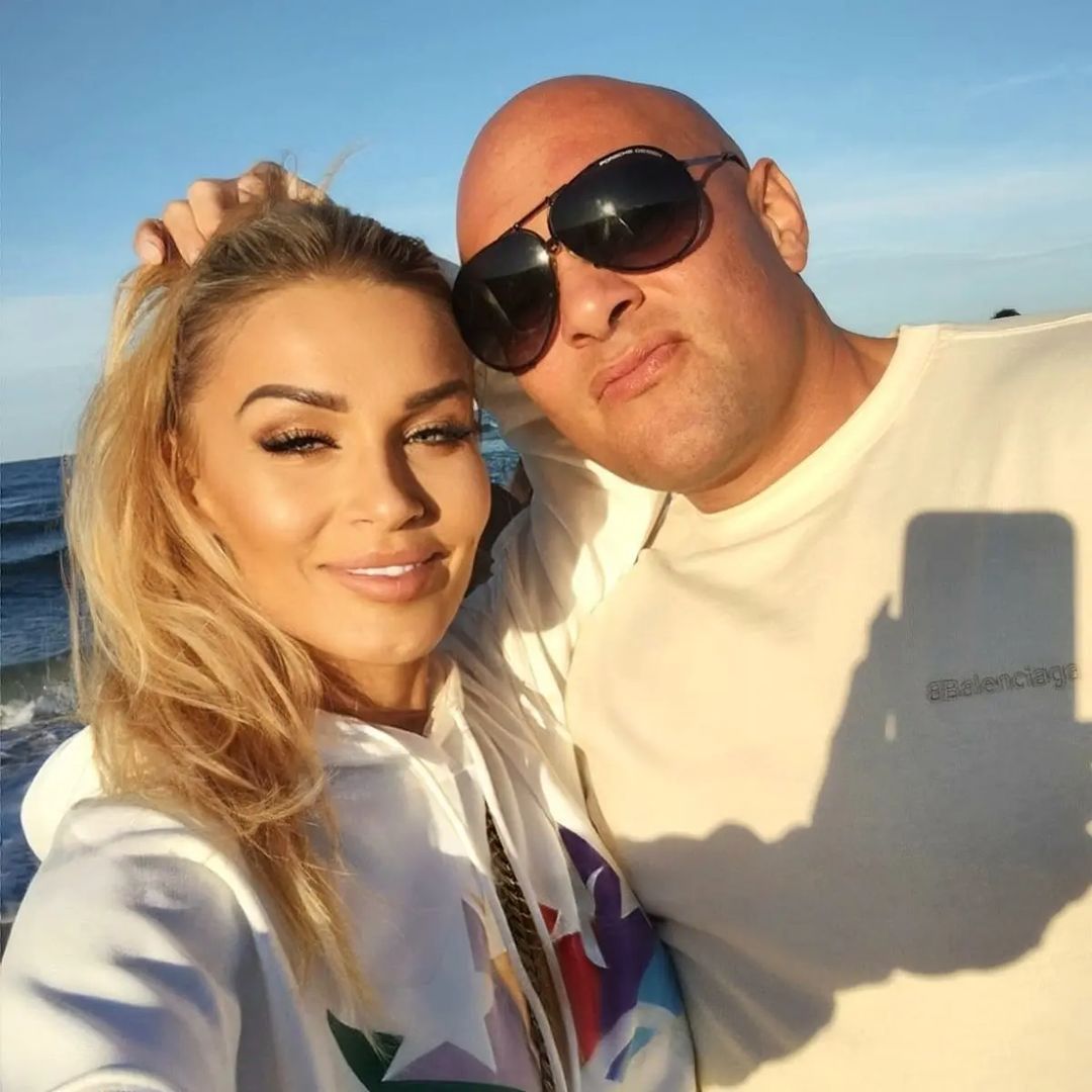 Dominik Abus z "Gogglebox" wiedzie życie u boku ukochanej żony. Internauci są nią zachwyceni