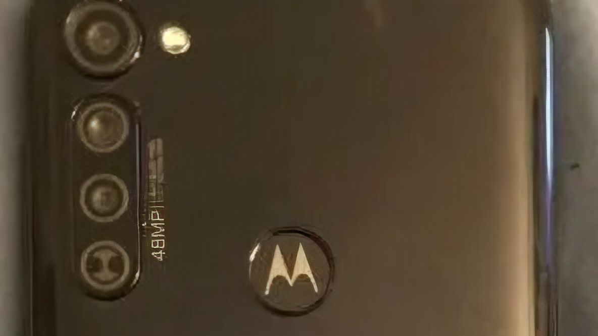 Motorola G Stylus na zdjęciach. Tak ma się prezentować motka z rysikiem 1