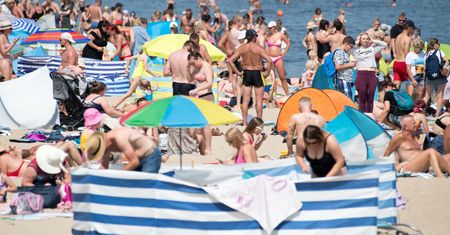 Krótki urlop z własnymi kanapkami. "Polacy pytają o to, jak daleko jest do dyskontu"