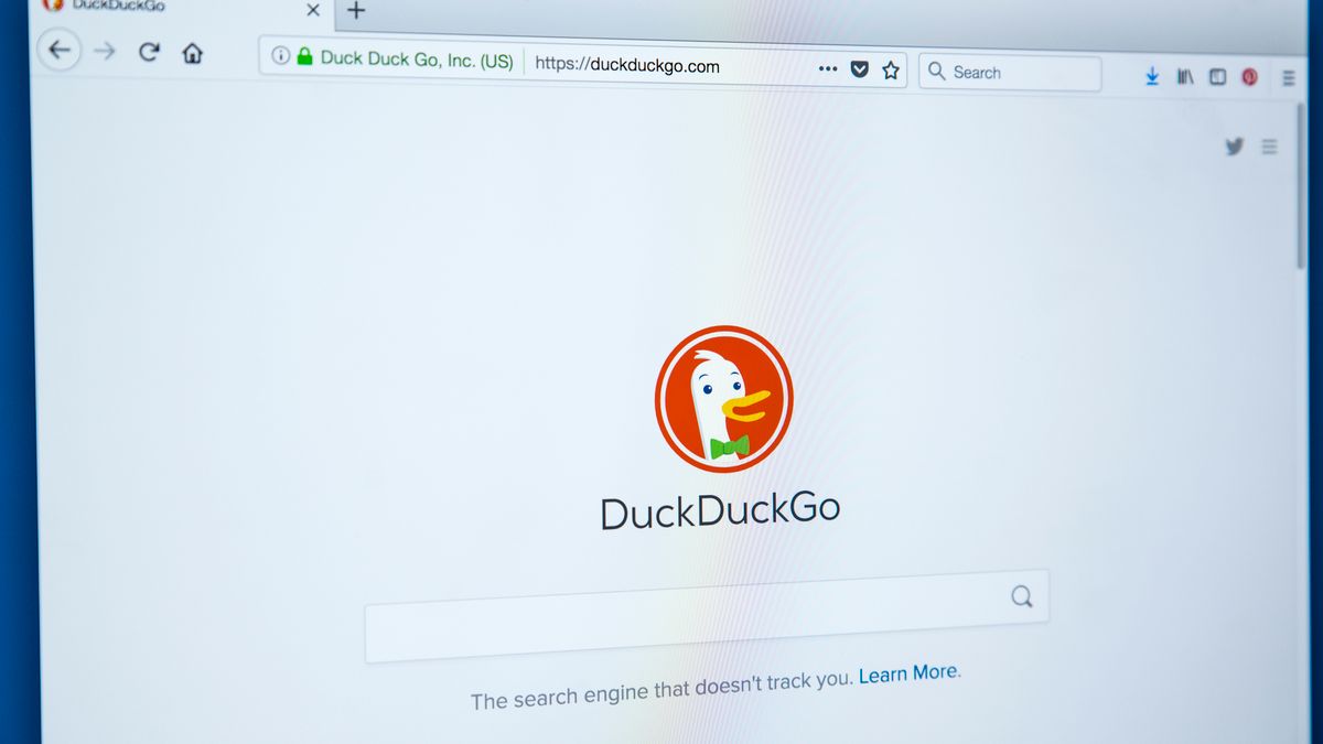 Wyszukiwarka DuckDuckGo z Mapami Apple. (depositphotos)