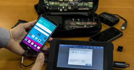 Policja kupuje narzędzia Cellebrite. Były wykorzystywane do szpiegowania w Rosji