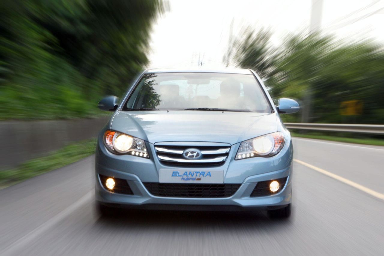 Hyundai Elantra LPI HEV