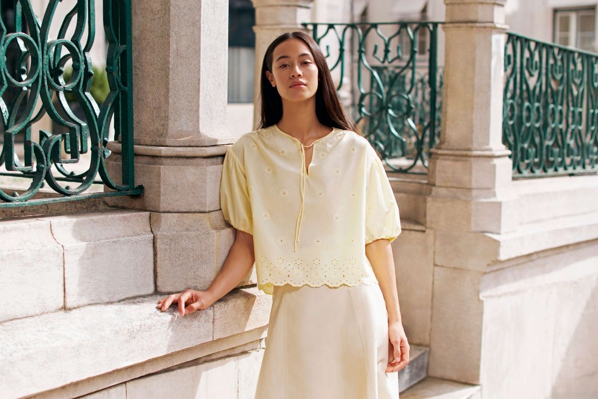Kolekcja UNIQLO i Comptoir des Cotonniers wiosna/lato 2026
