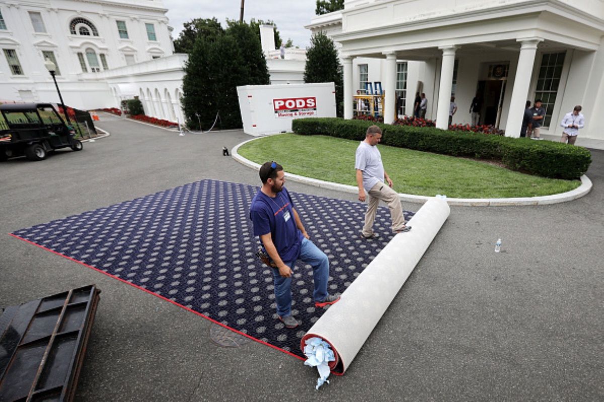 Sprzątają Biały Dom po Trumpie. Na same dywany wydano majątek