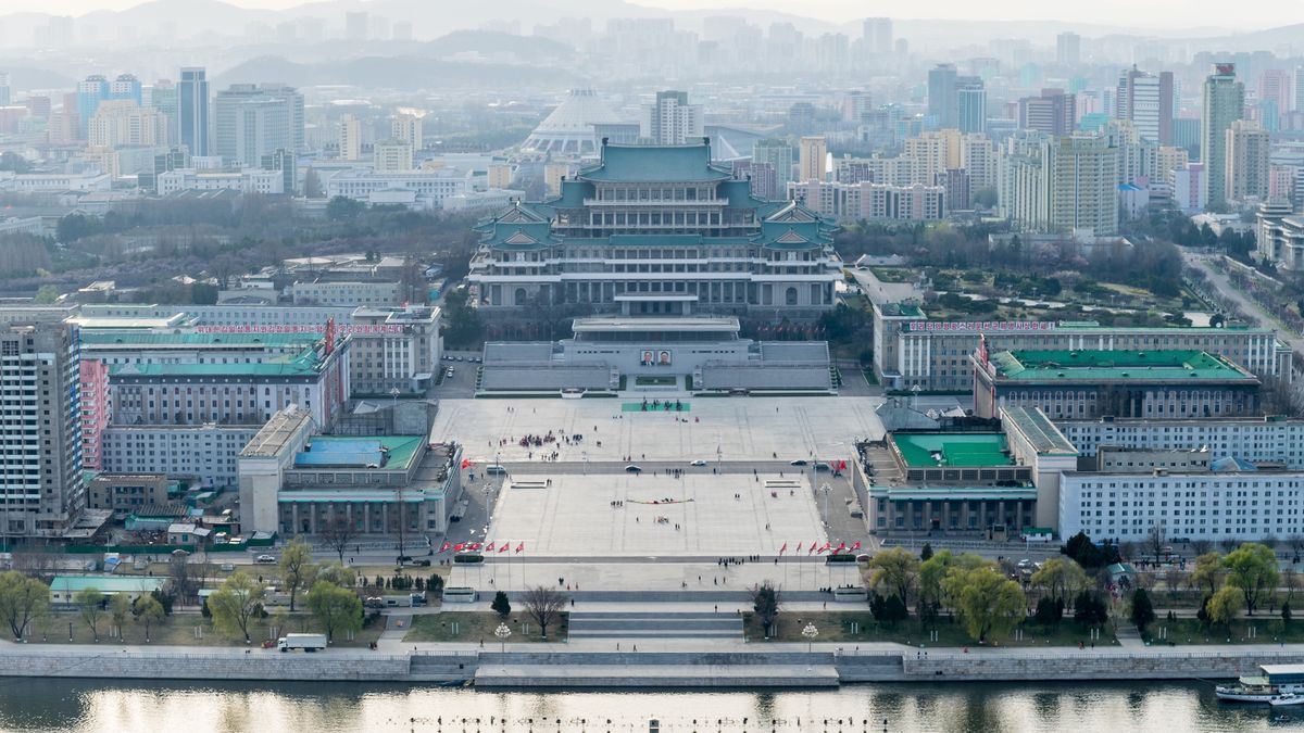 Cityscape Against SkyPhoto Taken In Pyongyang, North KoreaPhilipp Mikula / EyeEmArchitecture, Waterfront, City, Outdoors, Nature, Building Exterior, Day, North Korea, Built Structure, No People, Water, Sky, Cityscape, Pyongyang, Horizontal Image