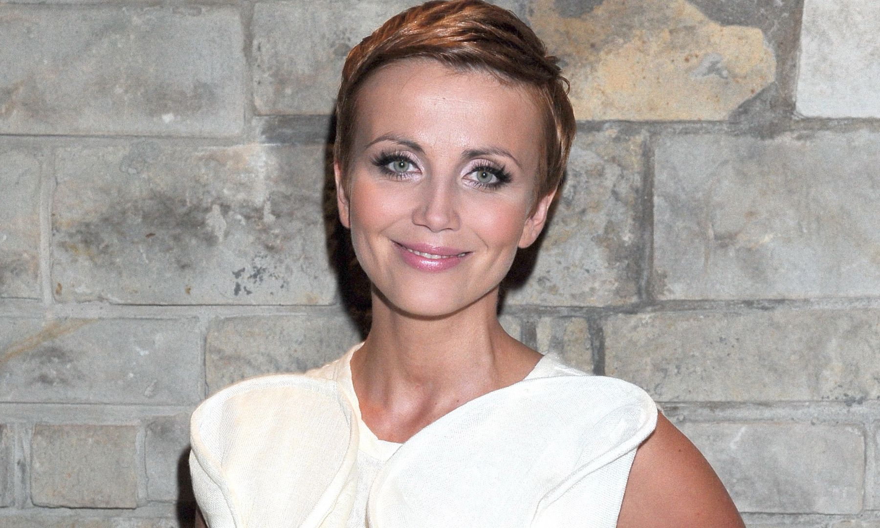 Kasia Zielińska pokazała stare zdjęcie innej gwiazdy. Znanej piosenkarki nikt nie rozpoznał