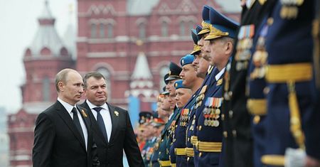Putin sieje niepokój w Europie. Były szef MSZ ocenił rolę Polski