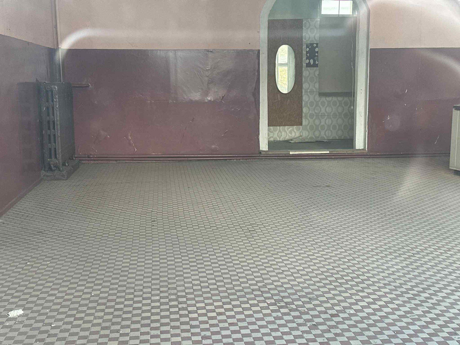 Dworzec PKP w Miastku zamknięty na kłódkę od 6 lat