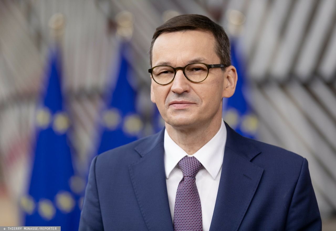 Najnowszy sondaż IBRiS dla WP. Premier Mateusz Morawiecki w Brukseli