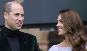 Księżna Kate i książę William w stylizacjach sprzed lat. Oboje mieli już na sobie te stroje