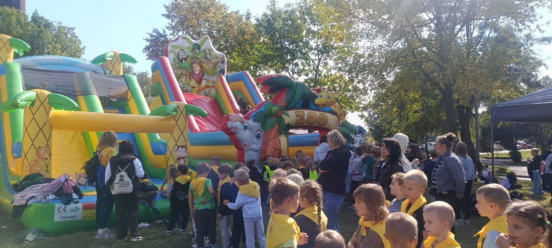 Prawie 1500 osób posprzątało Ostrowiec.