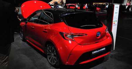 Nowa Toyota Corolla wyceniona. Topowe egzemplarze kosztują ponad 100 tys. zł