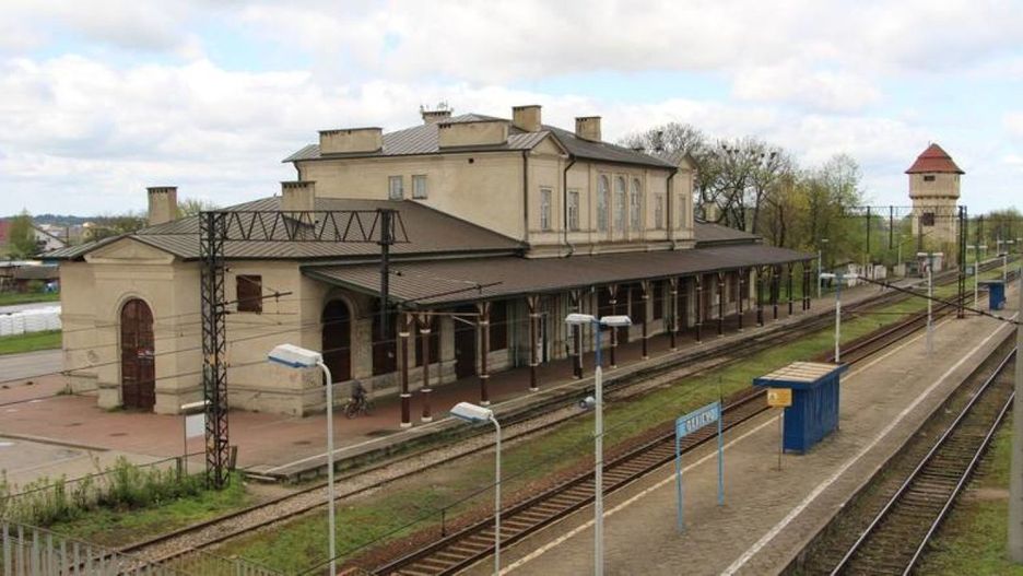 Budynek dworca w Grajewie.