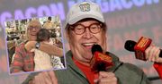 Chevy Chase z podbitym okiem. Zdjęcie słynnego komika z wnuczką zaniepokoiło fanów