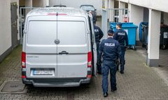 Tajemnicza śmierć na komendzie. "Tracił przytomność, z ust leciała krew"