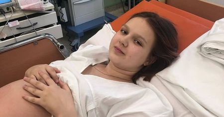 Świat w szoku. 14-latka w drugiej ciąży. Dziecko będzie miało innego ojca