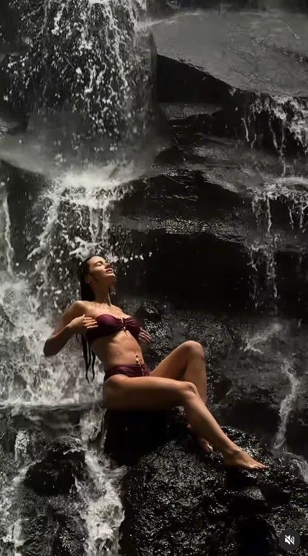 Honorata Skarbek w bikini