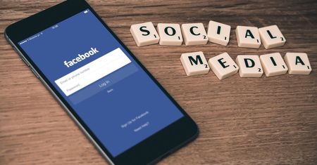 Facebook daje więcej narzędzi do ochrony prywatności: udostępniono możliwość wyczyszczenia historii