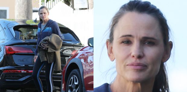 Jennifer Garner BEZ GRAMA MAKIJAŻU przemyka ulicą po pilatesie. Poznalibyście ją w takim wydaniu? (ZDJĘCIA)