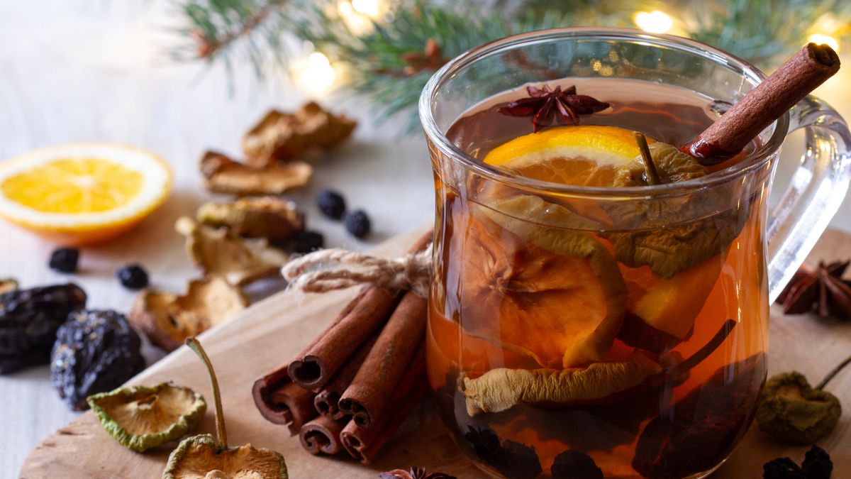 Kompot z suszonych owoców to podstawa kolacji wigilijnej