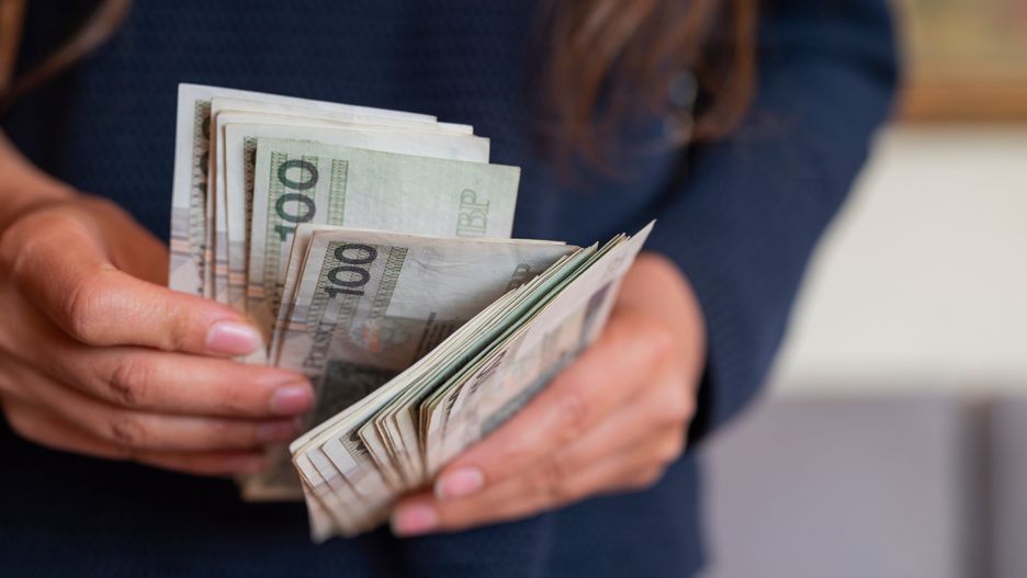 Tyle tracimy na lokacie. Realna wartość oszczędności mocno w dół