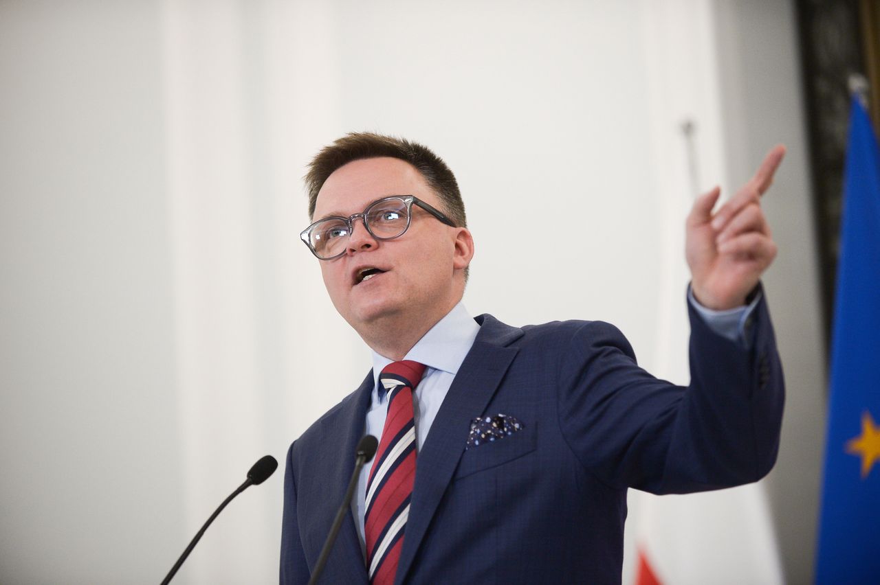 Marszałek Hołownia: Bogaty człowiek nie jeździ do pracy autem. Trzeba przestawić filozofię państwa