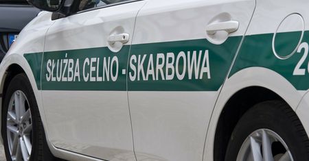 Oszuści zdemaskowani przez skarbówkę. Wykryto wielomilionowe oszustwo VAT
