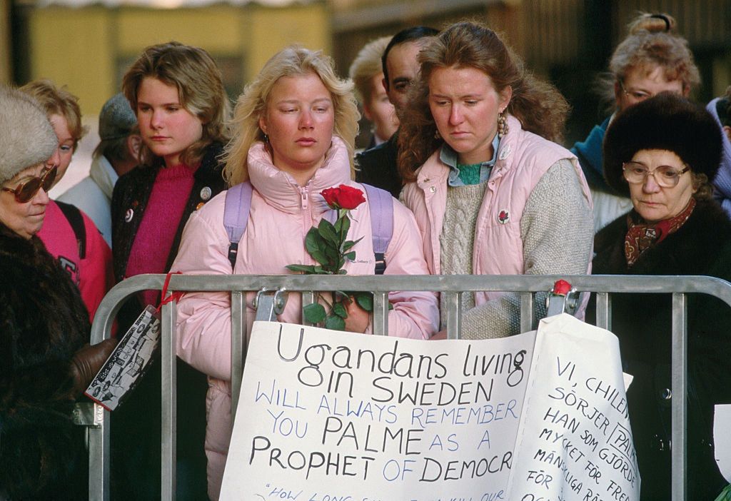 Swedes Mourning the Assassination of Prime MinisterSwedish citizens of all ages gather in the streets to mourn the assassination of their longtime Prime Minister Olaf Palme.   (Photo by Peter Turnley/Corbis/VCG via Getty Images)Peter Turnleyassassination:CB2, solemnity:CB2, Sweden:CB2, mourner:CB3, Swedish:CB3, Scandinavian ethnicity:CB2, middle-aged:CB3, teenager:CB3, mourning:CB2, loss:CB2, grief:CB2, government:CB2, girl:CB3, sign:CB3, large group of people:CB3, human relationships:CB2, men:CB3, elderly:CB3