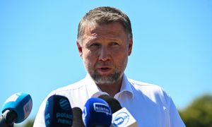 Syreny alarmowe to za mało? Szef MSWiA: ruszy specjalna aplikacja