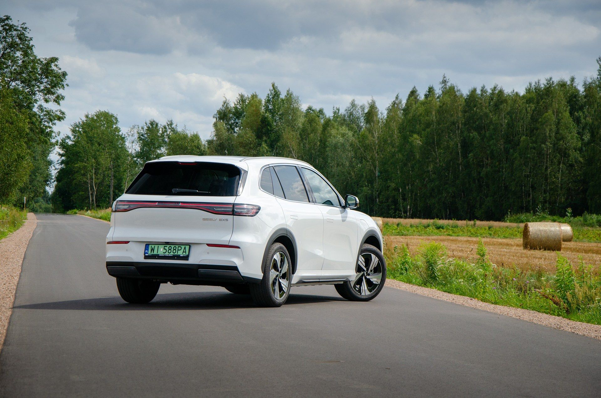Geely EX5