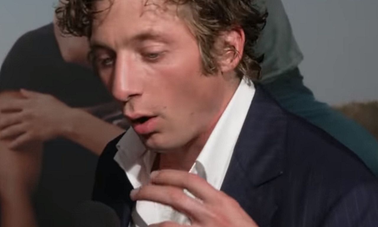 Jeremy Allen White przytył niemal 20 kg do nowej roli. To same mięśnie