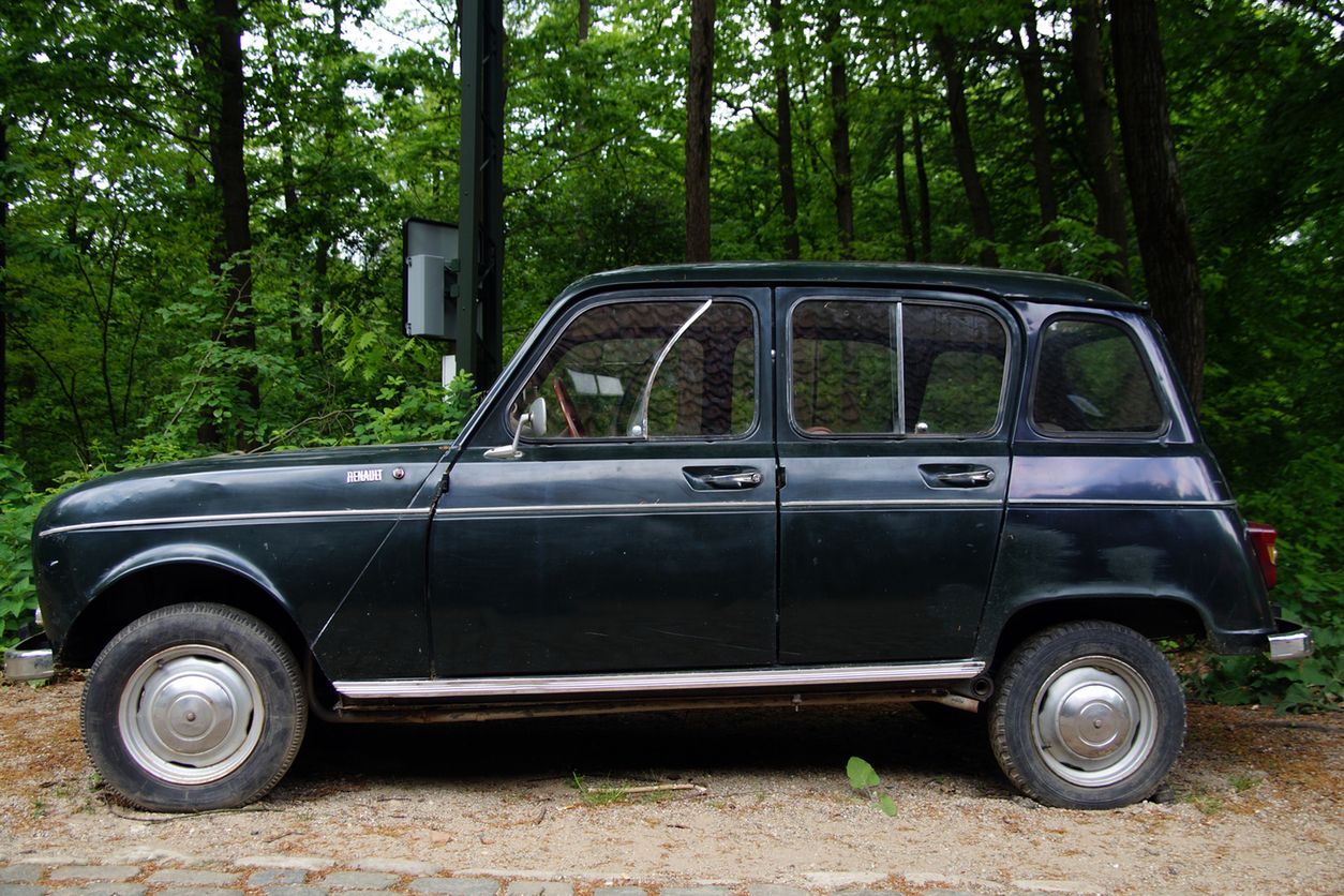 Renault 4 4
