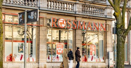 Kosmetyki znanych marek za 29,99 zł. W Rossmannie rabaty do 50 proc.