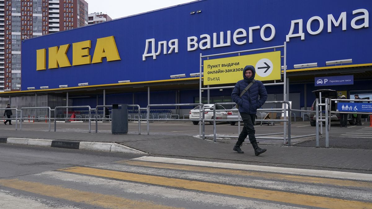 MOSCOW, RUSSIA - MARCH 04: A view of IKEA store in Russia's capital Moscow on March 04, 2022. Swedish furniture retailer IKEA is suspending all its operations in Russia and Belarus it announced on Thursday. This includes pausing export and import to and from Russia and Belarus, and suspending production operations and IKEA retail operations in Russia. Some of the customers, who had placed an order before the decision, came to the store and received their products. (Photo by Pavel Pavlov/Anadolu Agency via Getty Images)