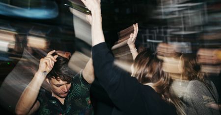 Włochy. Po pięciu dniach policja przerwała nielegalne rave party
