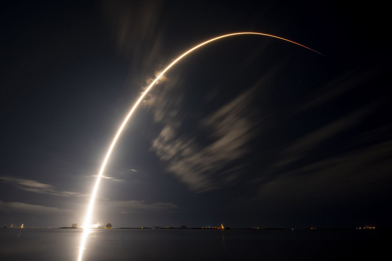 SpaceX umieszcza kolejne satelity Starlink na orbicie