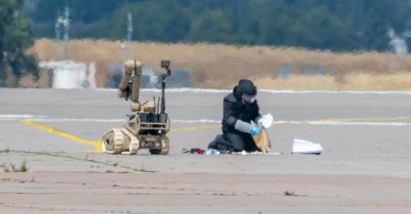 Atak na lotnisku w Lipsku. Media wskazują, kto za tym stoi