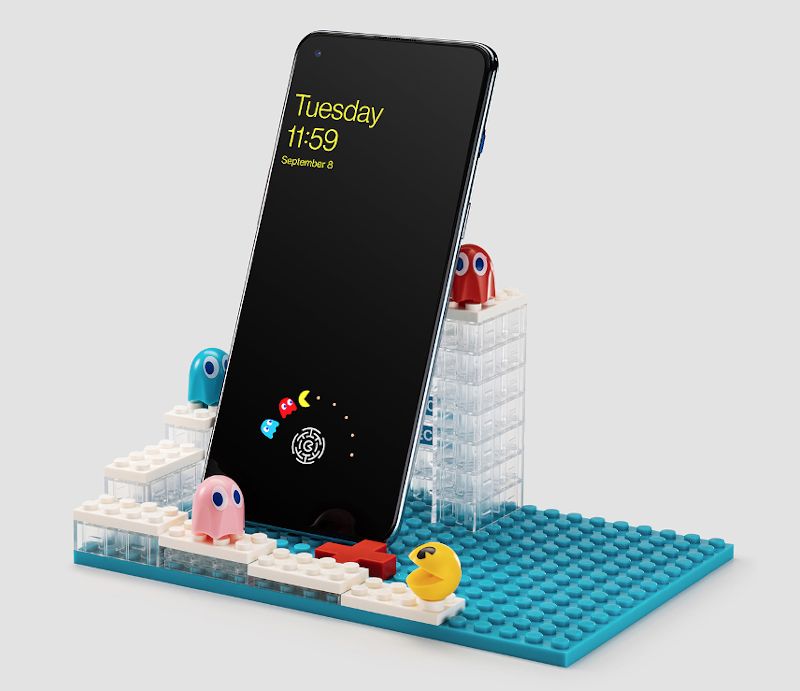 Tak wygląda OnePlus Nord 2 w wersji Pac-Man. Jego obudowa świeci w ciemności 5