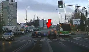 Zderzenie dwóch aut w Zielonej Górze. Policja opublikowała nagranie