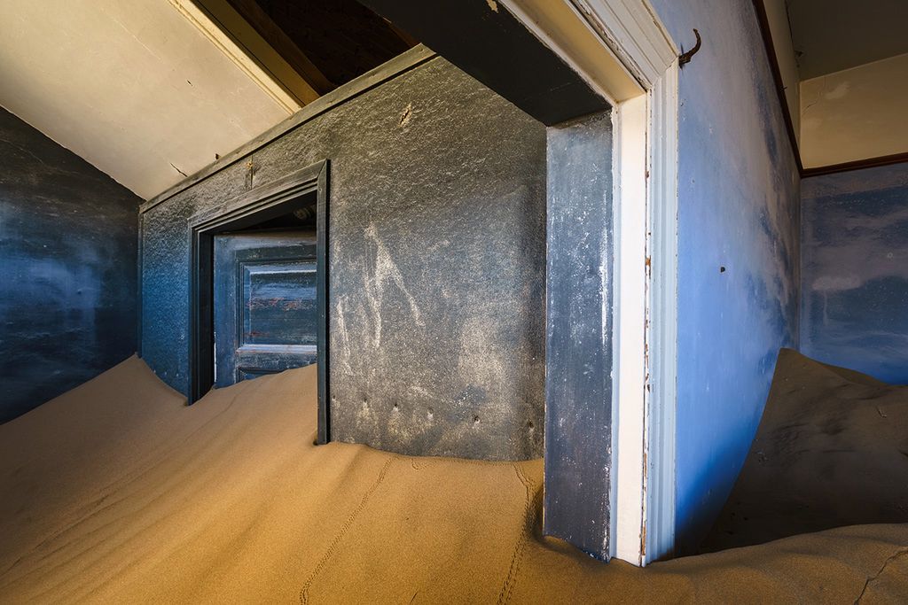 Miasto poszukiwaczy diamentów opanowane przez pustynię - niezwykły cykl zdjęć 10